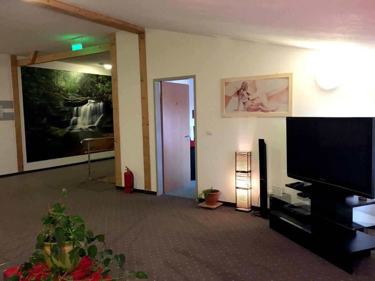 Hôtel Ranch Robert à Dudestii Noi Extérieur photo